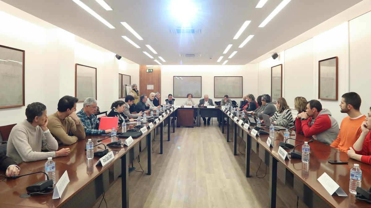 Imagen de la reunión, celebrada en el Palacio de Navarra