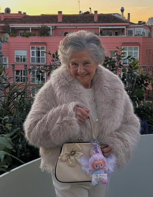 'Abuela de dragones'.