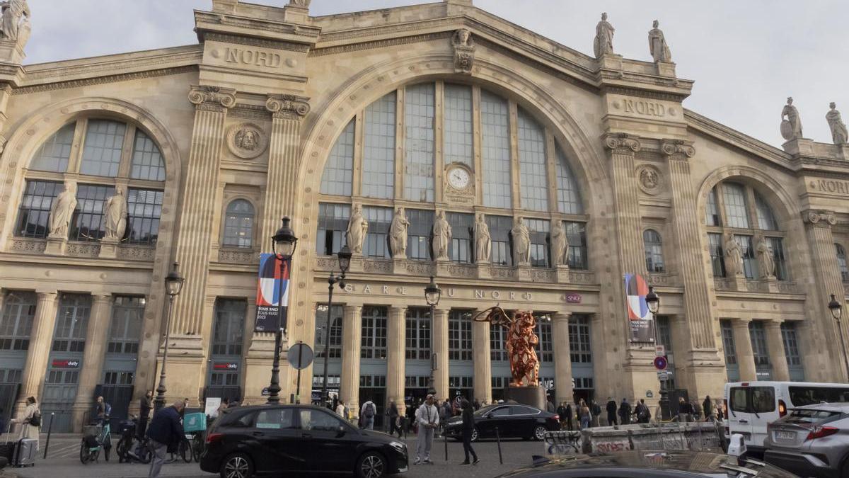 Fotografía de archivo de la estación del Norte de París, Francia.