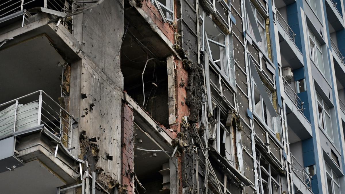 Ataque contra edificios residenciales de Kiev, 25 de noviembre de 2025.