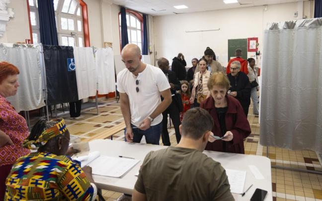 Imagen de la segunda vuelta de las elecciones en Francia / EFE Imagen de la segunda vuelta de las elecciones en Francia