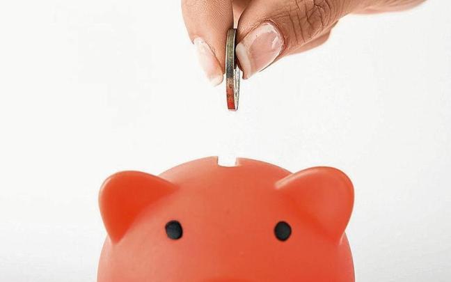 Casi el 70% de los vascos logra ahorrar una media de 350 euros. | FOTO: PIXABAY