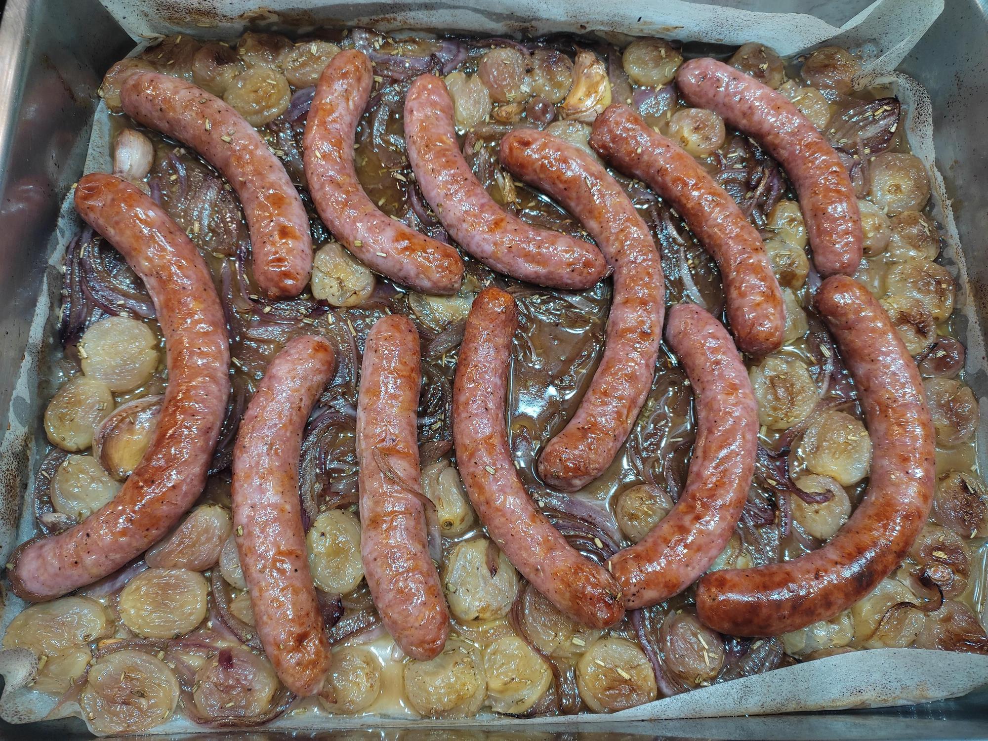 Para que sea más fácil de lavar la bandeja del horno se puede poner papel sulfurizado en el fondo.