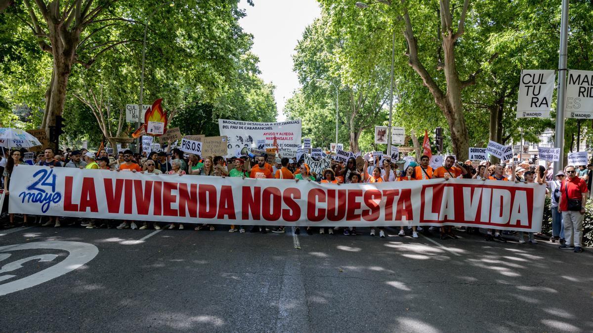 Marcha en protesta por la dificultad para acceder a una vivienda digna