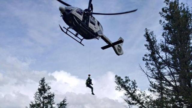 Muere un alpinista al caer desde unos 70 metros en Granada. Muere un alpinista al caer desde unos 70 metros en Granada.