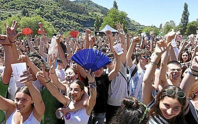 Euskararen erabilera ospatzeko aurreko beste ekitaldi bateko jardunaldia