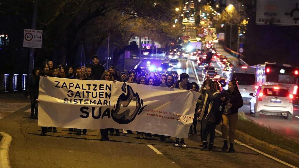 Marcha desde Burlada para unirse a la manifestación por la Plataforma 8M durante el año pasado.