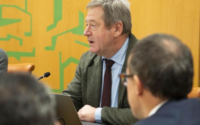 El consejero de Seguridad del Gobierno Vasco, Bingen Zupiria, en comparecencia en Comisión en el Parlamento Vasco