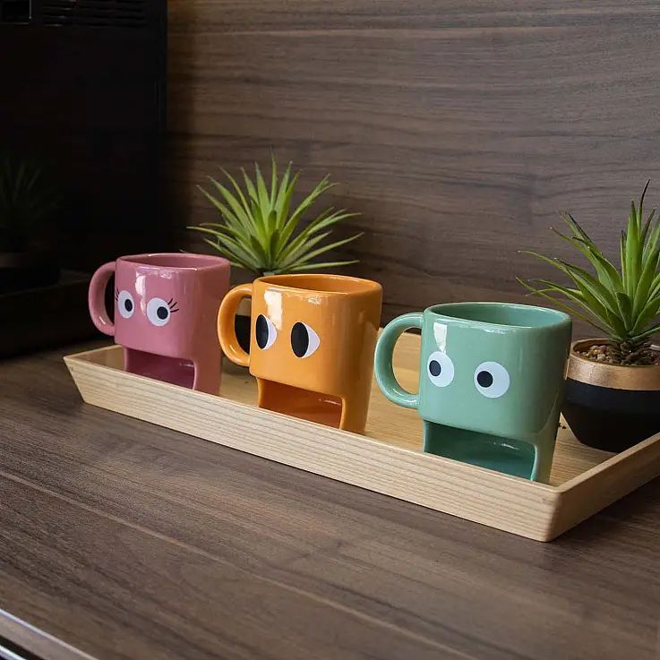 Originales tazas con compartimento para las galletas.