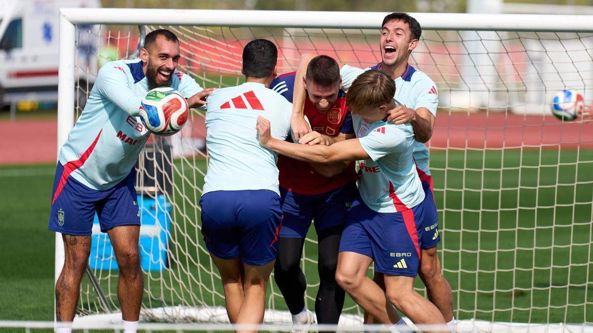 Unai Simón en el entrenamiento