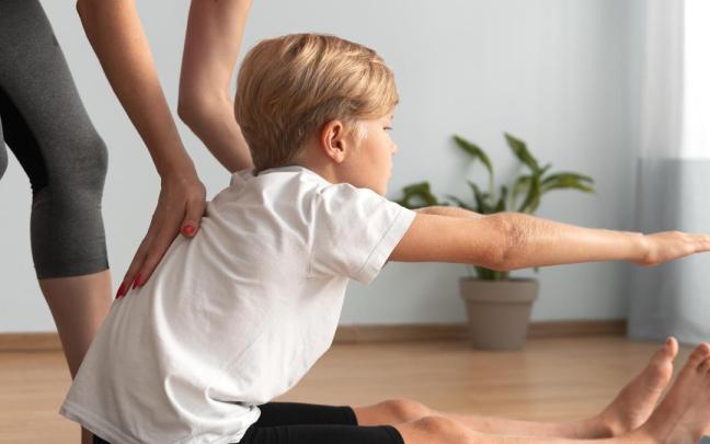 La osteoporosis en la infancia se suele manifestar con fracturas.