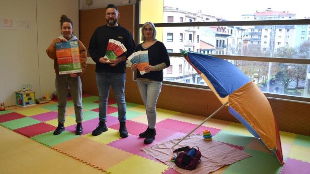 Responsables del servicio Udako Oporrak.