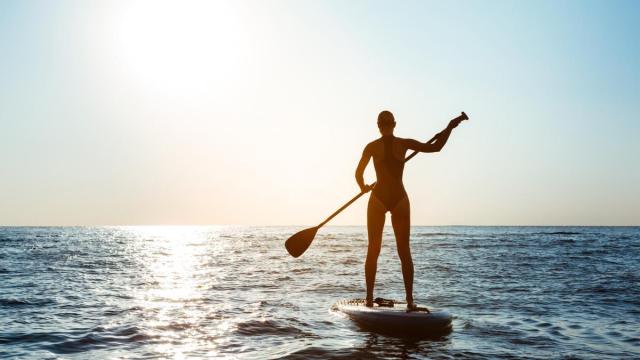 El paddle surf se posiciona como uno de los deportes más divertidos del verano