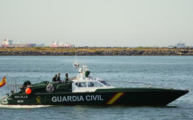 Embarcación de la Guardia Civil