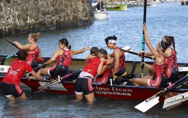 Zumaia ha logrado entrar en las dos jornadas de La Concha tras la penalización a Zarautz. / IKER AZURMENDI