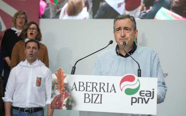 El presidente del EBB del PNV, Aitor Esteban, en el Aberri Eguna.
