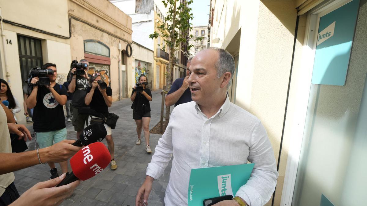 El secretario general de Junts, Jordi Turull, llega a la sede del partido en una imagen de archivo.