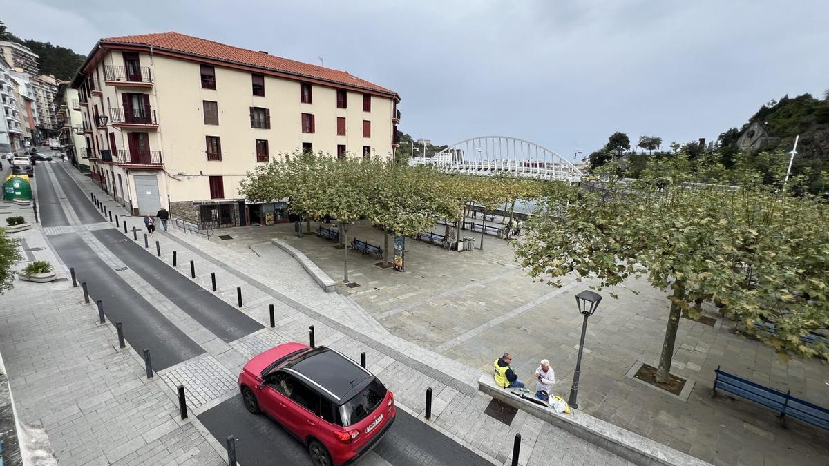 La sesión de seguridad vial en Ondarroa busca concienciar a las personas mayores sobre sus desplazamientos diarios.