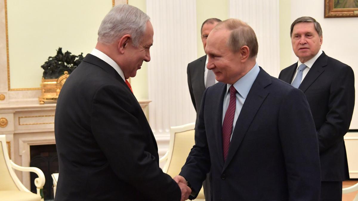 Vladimir Putin y Benjamin Netanyahu en un encuentro en Moscú en 2020.