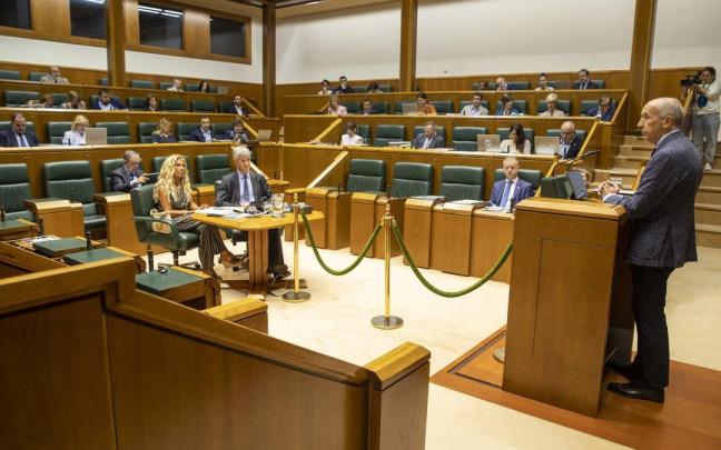 Erkoreka, este viernes en el Parlamento Vasco.
