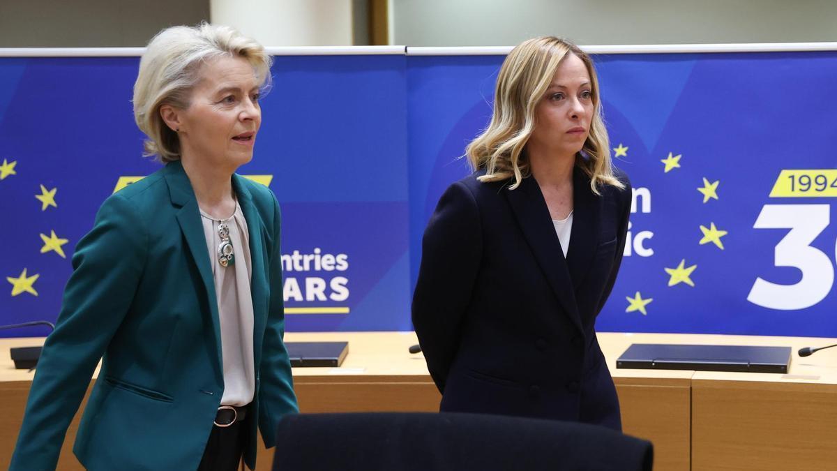 Ursula von der Leyen y Giorgia Meloni en el Consejo Europeo celebrado estos días en Bruselas.