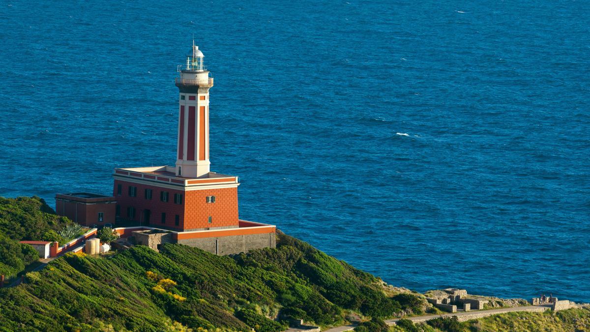 El faro de punta Arena, en el suroeste de la isla de Capri.
