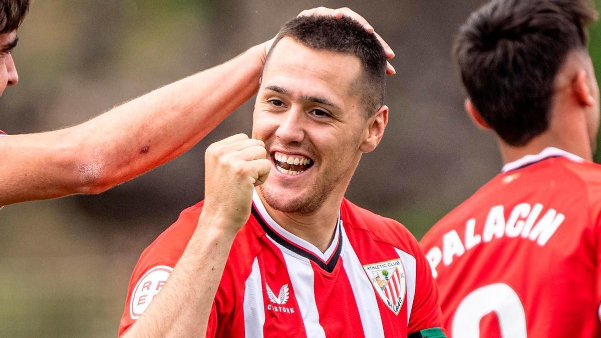Urko Izeta celebrando uno de sus goles con el Bilbao Athletic. / ATHLETIC CLUB