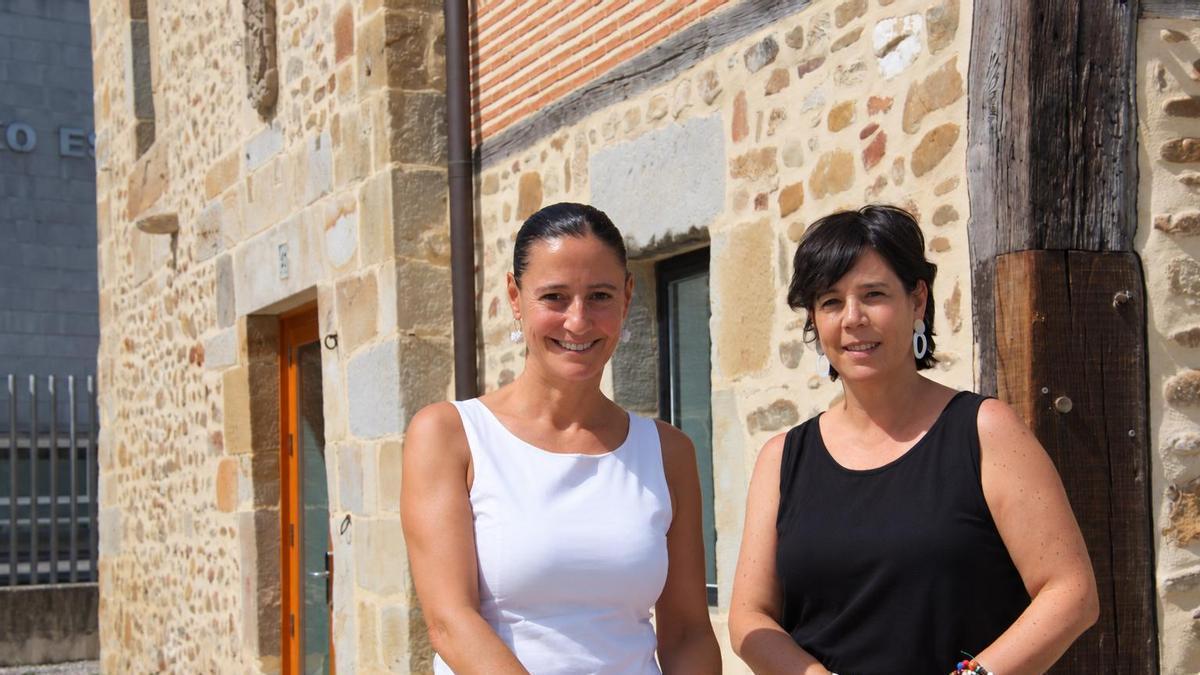 Mireia Elkoroiribe y Paule Sánchez