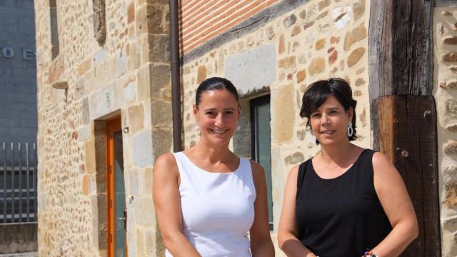 Mireia Elkoroiribe y Paule Sánchez