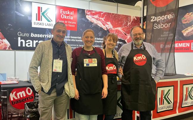 Javi Pagaldai, Sonia Bastías, Maria Zamudio y José Pablo Larrea, de Baserria Km0.