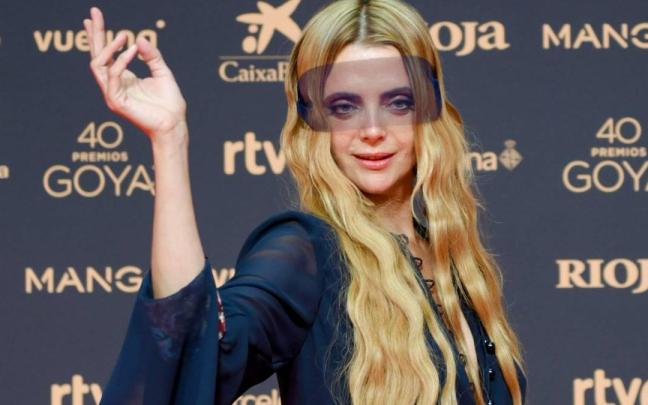 Macarena Gómez en la alfombra roja de la 40º edición de los Premios Goya