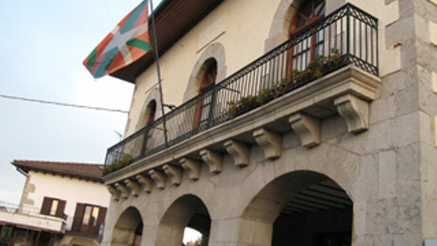 Batzarra udaletxean izango da