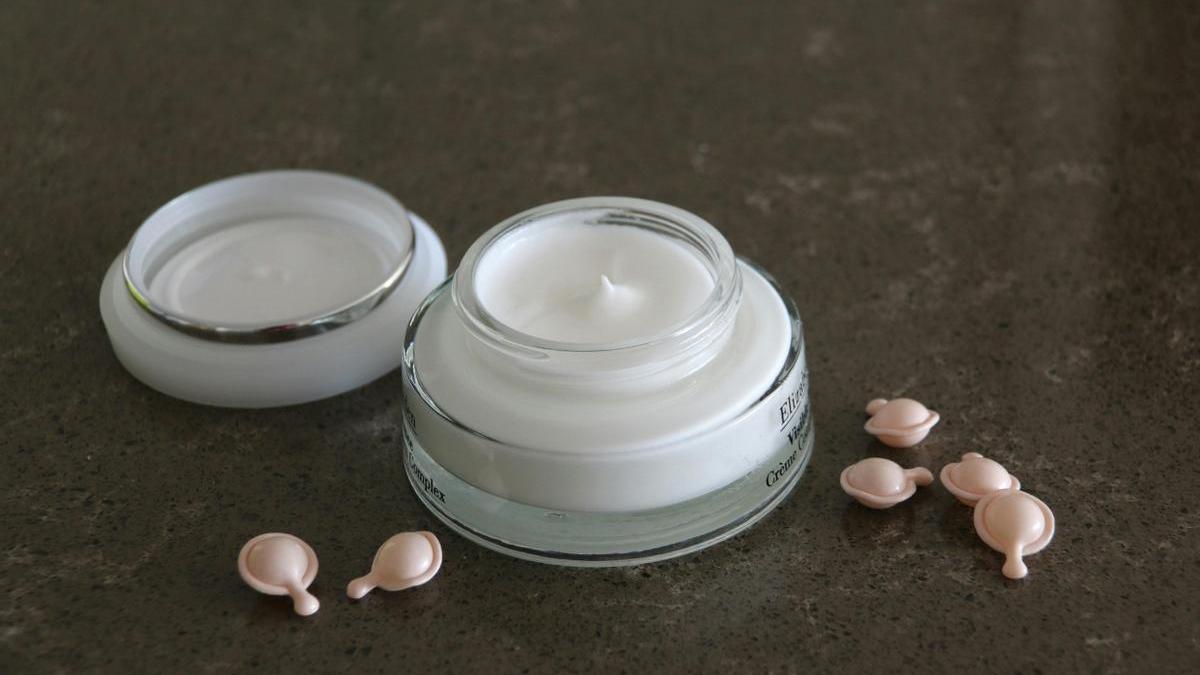 Crema hidratante con retinol