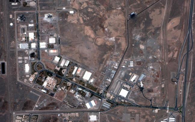 Algunas de las instalaciones militares bombardeadas en Irán / MAXAR TECHNOLOGIES HANDOUT Algunas de las instalaciones militares bombardeadas en Irán