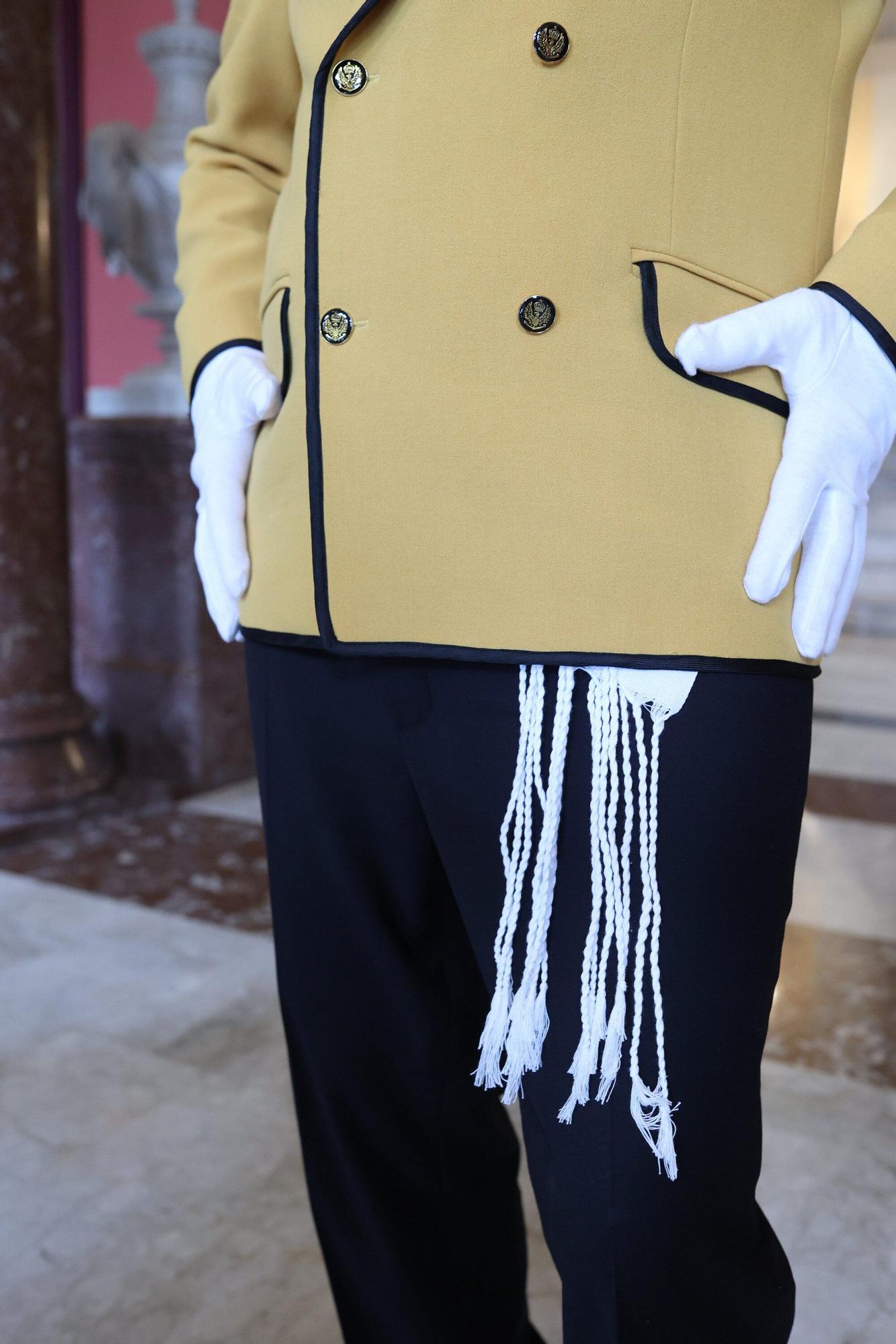 Son trajes que están repletos de detalles.