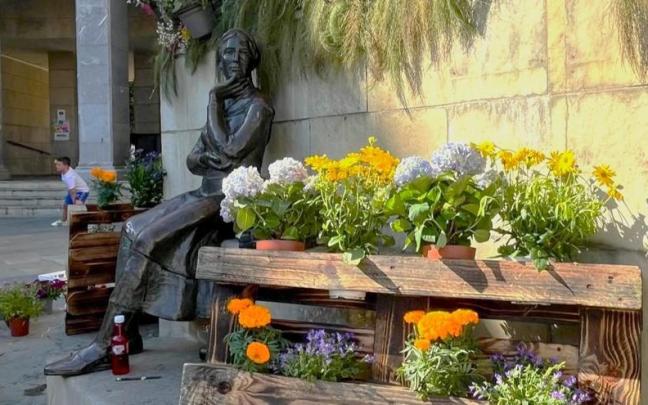 Así lució la baserritarra de la Herriko Plaza durante la semana de comercio de Laudio de 2025