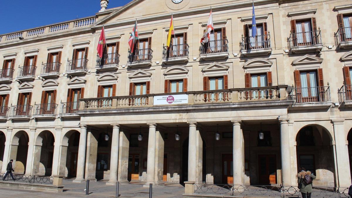 Gasteizko Udalak 960.000 euro bideratu ditu herritarrentzako euskara ikastaroetara.