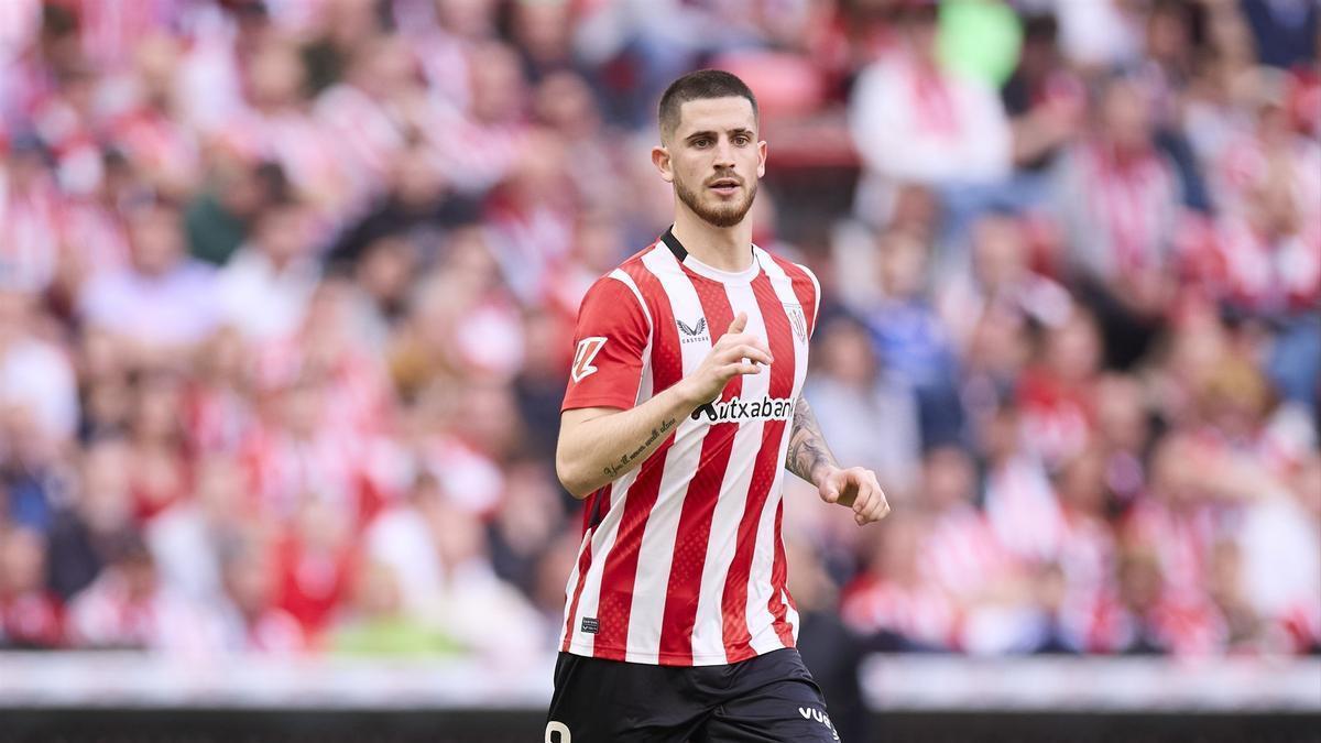 Oihan Sancet en un partido con el Athletic.