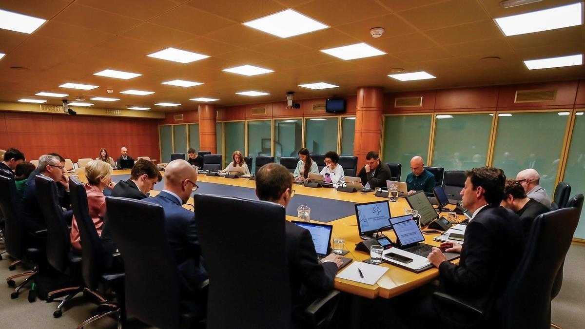 El consejero ha comparecido ante la Comisión de Hacienda y Presupuestos