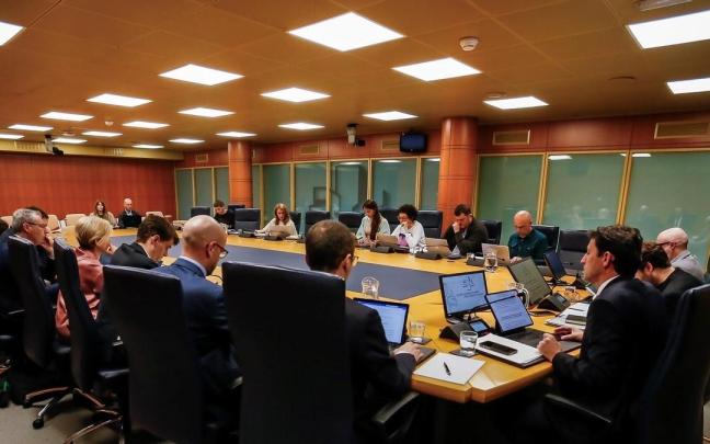 El consejero ha comparecido ante la Comisión de Hacienda y Presupuestos / PARLAMENTO VASCO El consejero ha comparecido ante la Comisión de Hacienda y Presupuestos