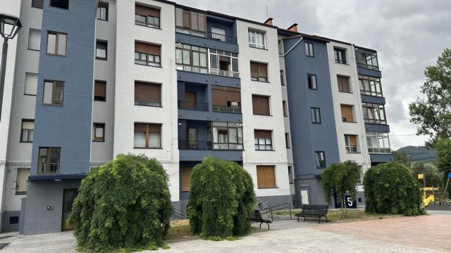 Imagen del estado actual de los edificios y el entorno del barrio Landatas