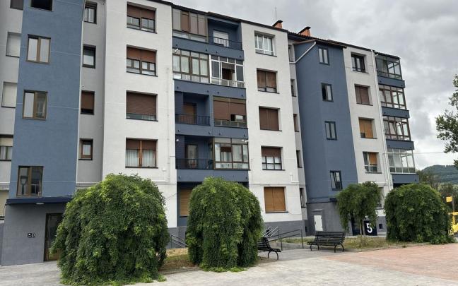 Imagen del estado actual de los edificios y el entorno del barrio Landatas