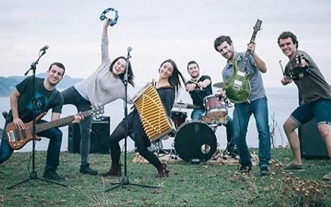 El grupo euskaldun Huntza.