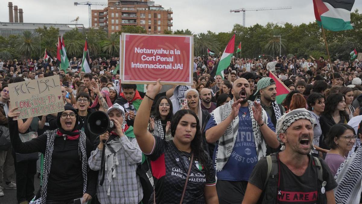 Manifestación en apoyo a la flotilla en Barcelona.