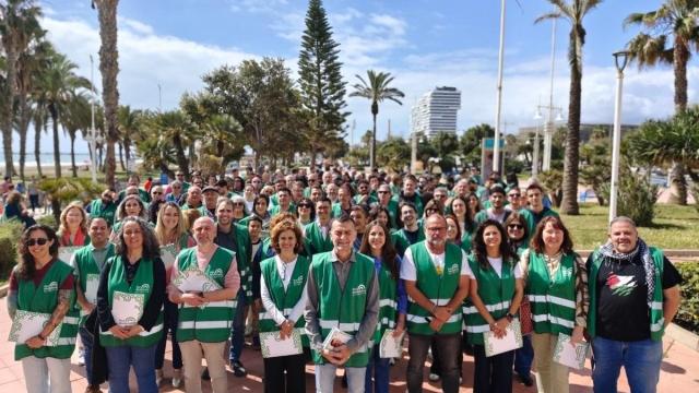 Antonio Maíllo y el equipo de Por Andalucía, donde habría que hacer sitio a Podemos.