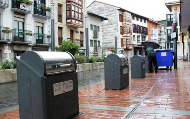 Jaiegunetan aldaketak izango dira zabor bilketan.