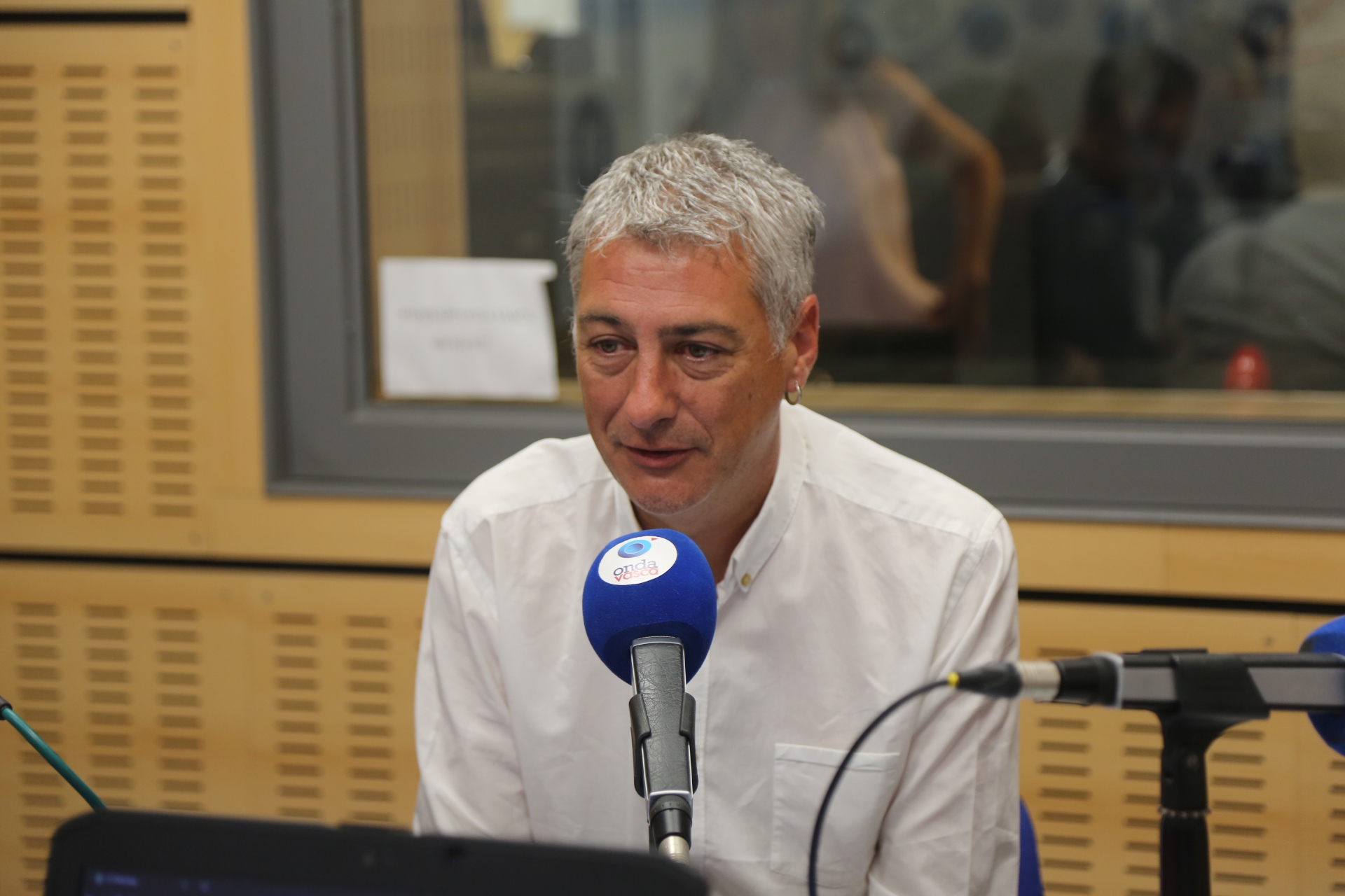 Oskar Matute, cabeza de lista de EH Bildu al Congreso por Bizkaia. Oskar Matute, cabeza de lista de EH Bildu al Congreso por Bizkaia.