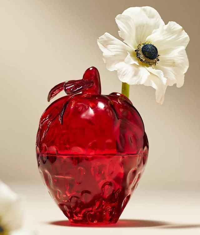 Jarrón con forma de fresa y hecho con vidrio de borosilicato