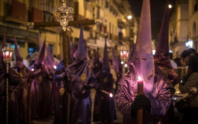 Imagen de archivo de una procesión de Semana Santa.