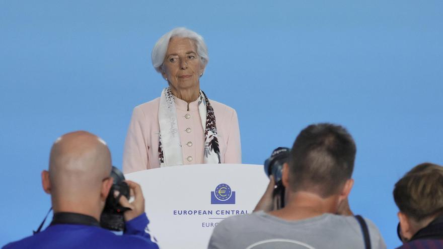 Lagarde comparece ante los medios tras la última reunión del BCE.